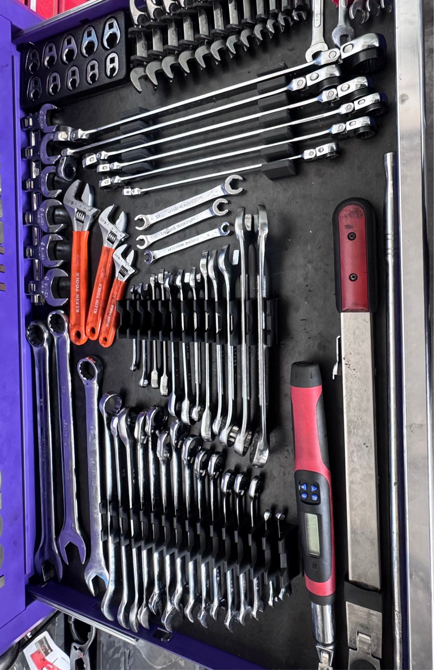 Modular wrench organizers